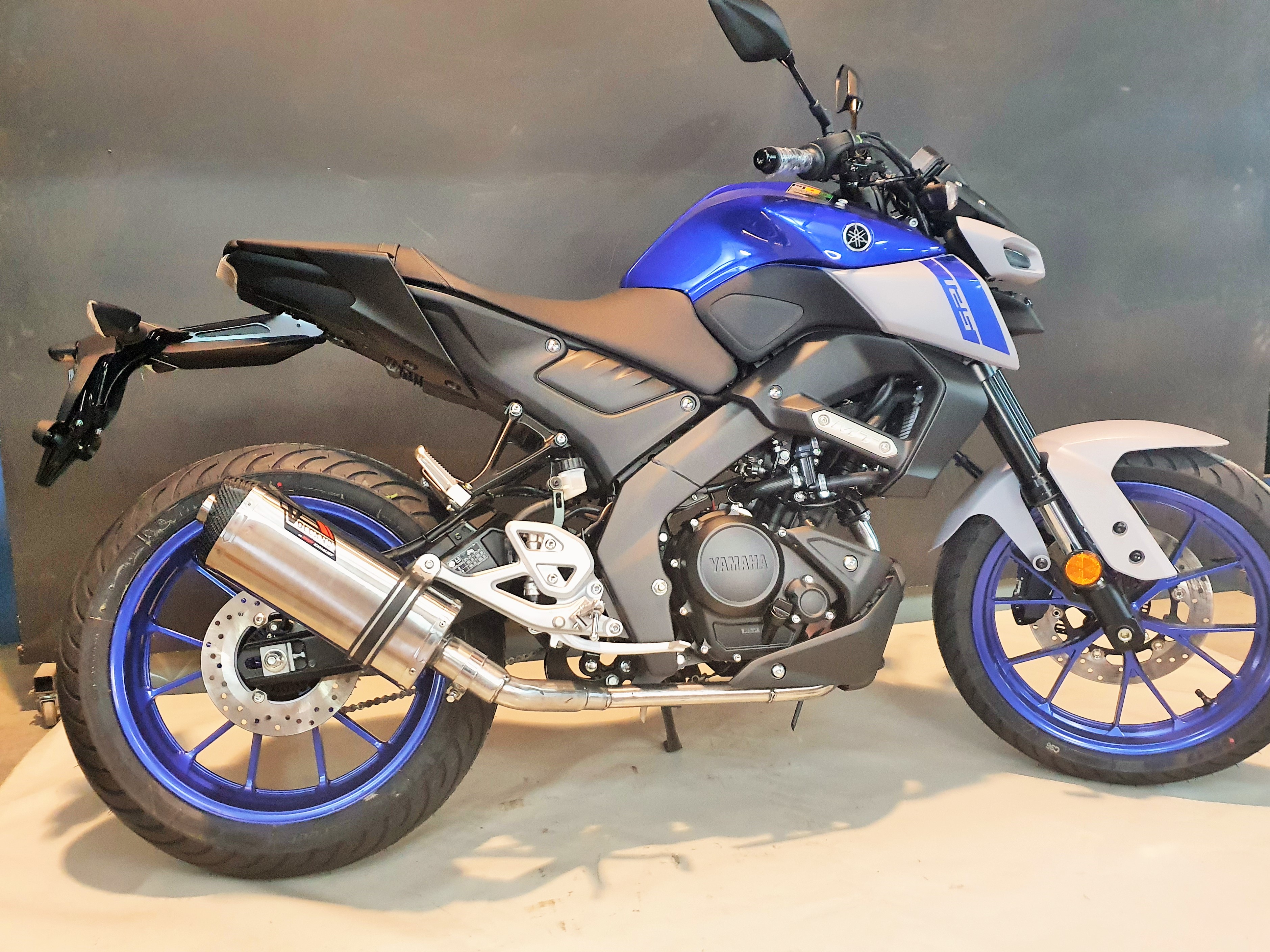 Yamaha mt deals 125 exhaust 2020